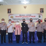 Tim Penelitian STIK Lemdikat Polri foto bersama jajaran Polres Madiun Kota.