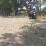 Ruas jalan di Krengi, Kecamatan Rembang, yang akan diperbaiki tahun ini.