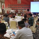 Suasana FGD dalam rangka menciptakan kerukunan antarumat beragama yang digelar Polda Jatim bersama FKUB Provinsi.