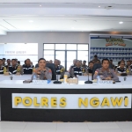 Acara zoom halal bihalal dengan kabaharkam 