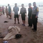 Satu korban lagi ditemukan di pelabuhan Dungkek. 