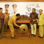 Wabup Moh. Qosim didampingi Wakil Ketua DPRD Nur Qolib saat lounching Desa Berdaya.