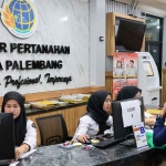 Pengurusan sertifikat di Kantah Kota Palembang.
