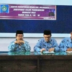 Ratusan calon jamaah haji (CJH) Kabupaten Mojokerto terancam dicoret dari keikutsertaan haji tahun 2018 ini.