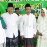 Anis Ambiyo Putri (kanan) bersama KH.Khusnan Ali saat peringatan HSN. foto: ist.