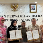 Anggota DPD RI asal Jawa Timur, Lia Istifhama atau yang akrab disapa Ning LIa, usai rapat dengar pendapat dengan BPKH.