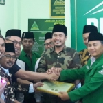 28 Pimpinan Cabang GP Ansor se Jatim mendaftarkan Gus Abid sebagai bakal calon Ketua PW GP Ansor Jatim pada Konferwil XIV di Ponpes Sabilurrosyad, Kota Malang. foto: DIDI ROSADI/ BANGSAONLINE