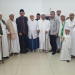 Imam Besar FPI, Habib Rizieq Shihab, usai tabligh akbar di komplek masjid Sunan Ampel, Surabaya, kemarin malam.