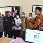 Bupati Sidoarjo, Ahmad Muhdlor Ali, memberi pengarahan saat peresmian Gedung PSC 119 dan Rumah Sehat. Foto: Ist