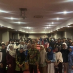 Foto bersama Anggota DPRD Sidoarjo bersama mahasiswa Prodi Administrasi Publik, Universitas Muhammadiyah Sidoarjo, Rabu (17/5/2023)
