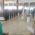 Suasana mutasi pejabat lingkup Pemkab Pacitan. foto: Yuniardi Sutondo/ BANGSAONLINE