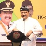 Wali Kota Pasuruan, Gus Ipul, saat memberikan sambutan pada pembukaan pembinaan anggota PGRI dengan PPPK.