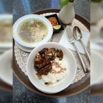 Varian kuliner menu yang dimiliki Surabaya Suites Hotel.