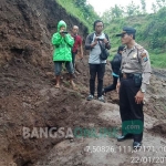 Lokasi longsor yang menyebabkan korban tertimbun.