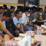 Kegiatan solidaritas untuk para korban tragedi Kanjuruhan dilakukan dengan sholat gaib dan pembacaan surat yasin.