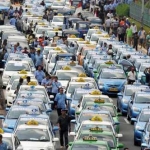 Sopir taksi konvensional menggelar aksi menolak keberadaan taksi online. foto: ilustrasi/ liputan6.com