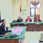 Sidang kasus redistribusi tanah di Desa Tambak Sari, Kecamatan Purwodadi, Kabupaten Pasuruan.