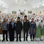 Bupati Sidoarjo Subandi saat hadiri "Gerakan Cegah Stunting bagi Fatayat", Kamis (11/9/2025). foto istimewa
