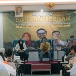 Diskusi yang digelar Gempur 08 di Tuban.