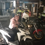 Sepeda motor tidak standard yang rata-rata protolan digiring ke pos induk yang berada di Perempatan Kartonyono.