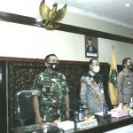 Kasdim Mayor lnf Ahmad Jailani, Kap saat menghadiri Rapat Koordinasi (Rakor) Evaluasi Percepatan Vaksinasi dan Penyerahan Penghargaan secara virtual di Kantor Bupati Sumenep, Kamis (13/01/22) kemarin.