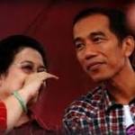 Mega membisiki Jokowi. Foto: jurnal3.com
