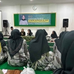 Anggota MPR RI, Ratna Juwita Sari saat sosialisasi empat pilar kebangsaan.