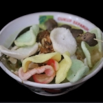 Membuat bubur ayam dengan magic com hasilnya bisa bikin enak gurih dan lunak