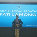 Plh Bupati Lamongan Aris Mukiyono saat memberikan sambutan.