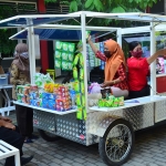 Mobilist UMKM karya Siswa SMK Model PGRI Mejayan Madiun yang siap dipasarkan.