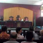 Suasana sidang di Pengadilan Negeri kabupaten Kediri. foto: dendi martoni/BANGSAONLINE