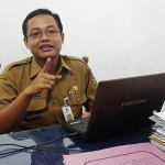 Deni Cahyantoro, Kasubag Perundang-Undangan Bagian Hukum Setkab Pacitan. foto: YUNIARDI SUTONDO/ BANGSAONLINE