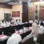 Pengurus Tidar Jawa Timur bersilaturahmi dengan Fraksi Gerindra DPRD Jatim di Ruang Banmus, Gedung DPRD Jatim. foto: istimewa