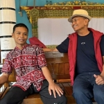 Dahlan Iskan bersama Muhammad Yusuf Anshor. Foto: disway