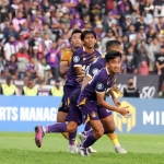 Pemain Persik Kediri saat melawan Bhayangkara FC.