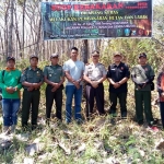 Kapolsek Mlarak mengajak semua elemen masyarakat untuk selalu mencegah kebakaran dengan memasang peringatan.