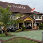 Kantor Kejari Gresik di Jalan Permata No. 02 Desa Kembangan Kecamatan Kebomas. foto: ist