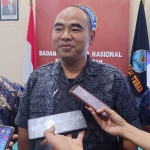 Kepala BNNK Tuban, Tri Tjahyono, saat memberi keterangan kepada awak media.