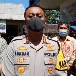 Kapolres Kediri AKBP Lukman Cahyono memberi keterangan kepada wartawan saat operasi yustisi, Selasa (15/4). 