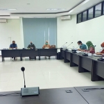 Komisi IV melaksanakan rapat kerja dan hearing bersama Dinas Kesehatan dan RSUD dr. R. Koesma Tuban, di Ruang Rapat Komisi IV DPRD Tuban, Kamis (1/7/2021). (foto: ist)