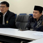 Prof. Dede Djuhana, Ph.D (kiri) dan KH Khariri Makmun (kanan). Foto: bangsaonline