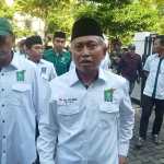 Ketua DPC PKB Tuban bersama pengurus lainnya saat berada di Kantor KPU setempat.