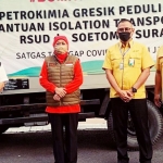 Dari kiri, Dirut RSUD dr. Soetomo Dr.  dr. Joni Wahyuhadi, Gubernur Jatim Khofifah Indar Parawansa, Dirut Petrokimia Gresik Rahmad Pribadi, dan Dirkeu SDM & Umum Petrokimia Gresik Dwi Ary Purnomo.