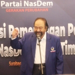 Surya Paloh, Ketua Umum DPP Partai NasDem saat memberi pengarahan pada Rakor Pemenangan Pemilu 2024 di Dyandra Convention Centre, Surabaya, Senin (28/2/2022). foto: DIDI ROSADI/BANGSAONLINE
