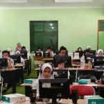 Suasana UNBK di SMA Negeri Gedeg, Mojokerto.