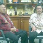 Bupati dan Wabup Gresik, Sambari-Qosim. (foto: syuhud/BANGSAONLINE)