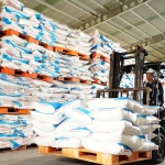 Stok pupuk produk Petrokimia Gresik di gudang. Foto: Ist