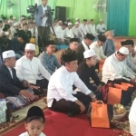 Suasana haul 1 tahun KH. Hasyim Muzadi, banyak dihadiri para tokoh, membaur dengan masyarakat sekitar pondok pesantren Al Hikam, Jl. Cengger Ayam, Lowokwaru Kota Malang, Minggu (18/03). Foto: Ist