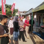 Agus Wijaya meninjau lapak kuliner dan pasar batik.