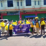 Kafisip UJ membagikan 100 paket sembako pada pengemudi becak, ojol, tukang sampah,  tambal ban, para pembantu, satpam, serta janda tua di Tegalbesar, Kepatihan, Sumbersari dan Tegalgede Kelurahan Jember.